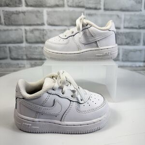 Nike Air Force 1 Low Toddler Size 5 C Triple White Athletic Shoes Sneakers